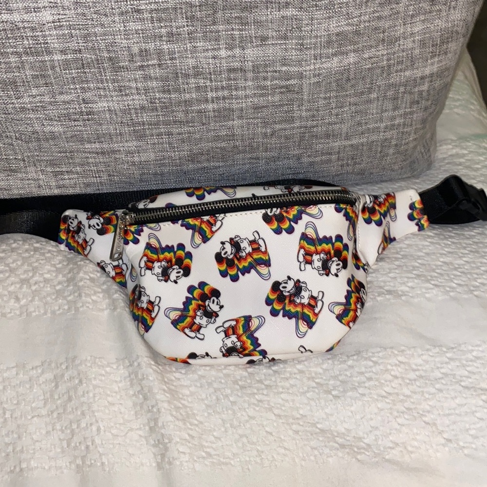 Disney Loungefly - Rainbow Mickey Mouse Fanny Pack